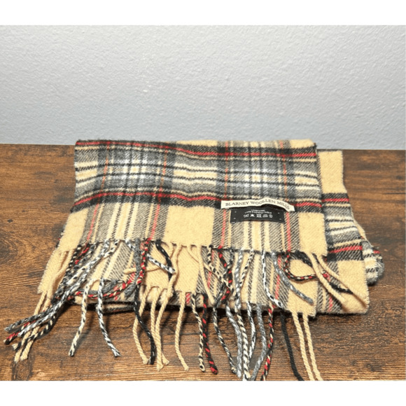 Blarney Woolen Mills Camel Sterwart 100% Lambswool Tartan Scarf, Ireland - Picture 2 of 7